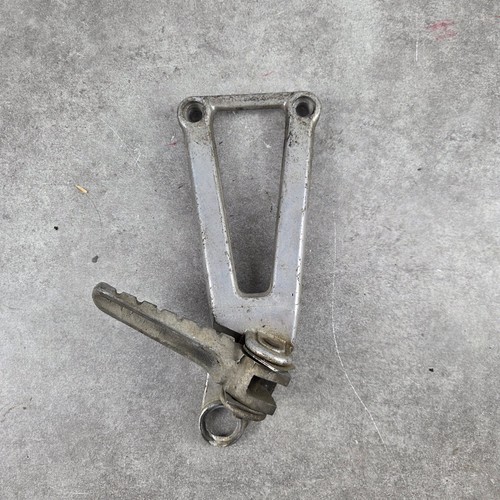 Platine repose pied passager - platine,