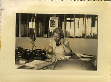 ANTIQUE PHOTO - VINTAGE SNAPSHOT - OFFICE SECRETARY PHONE WORK - WORK