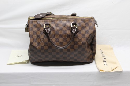 Louis vuitton hand - hand, bag