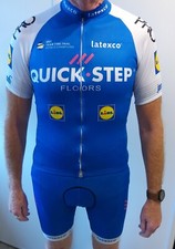 Ensemble Maillot Et Cuissard