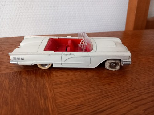 Dinky toys ford - dinky, thunderbird