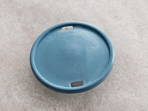 Macaron plastique bleu ciel - bleu,