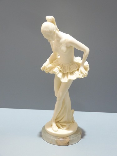 Jolie statuette danseuse - -jolie,