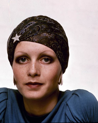 Twiggy 1027030 photo - [1027030],