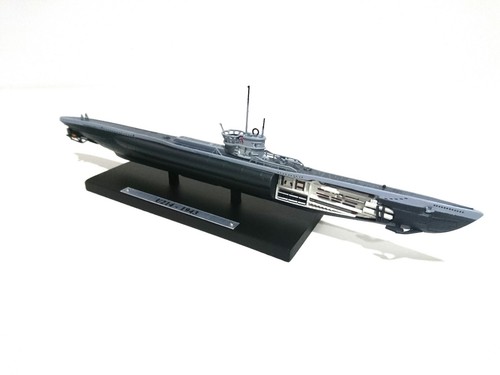 Sous marin 214 1943 - marin, 1/350