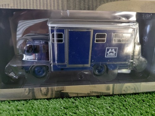 Camion autrefois berliet - ,