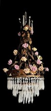 Refined Italian chandelier, Murano, circa 1940. FLOWER ? PORCELAIN .