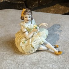 Porcelain Irish Dresden Juliet Lace Figurines Muller Volkstedt Yellow