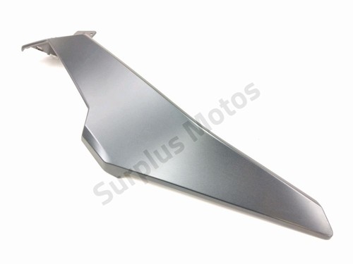 Cache lateral gauche bmw 400 - lateral,