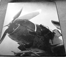 * GRANDE PLAQUE METAL * DETAIL