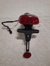 SUPPORT DE PLAQUE AVEC FEU