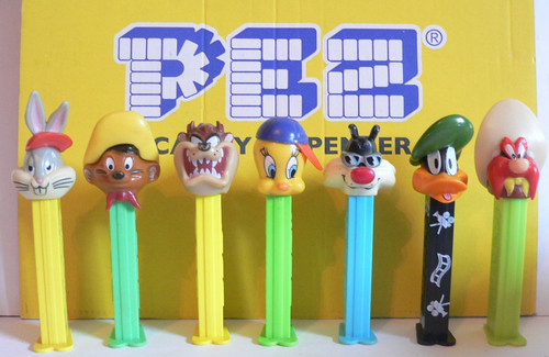 Serie pez differents - differents, /