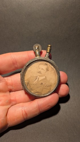 Briquet poilu art de - de,