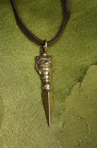 Petit pendentif magique phurba - petit,
