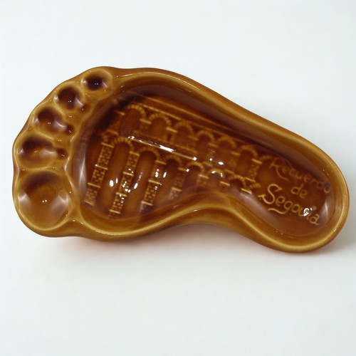 Cendrier pied gil - pied,