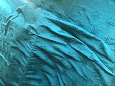 Rideau damassé vert avec