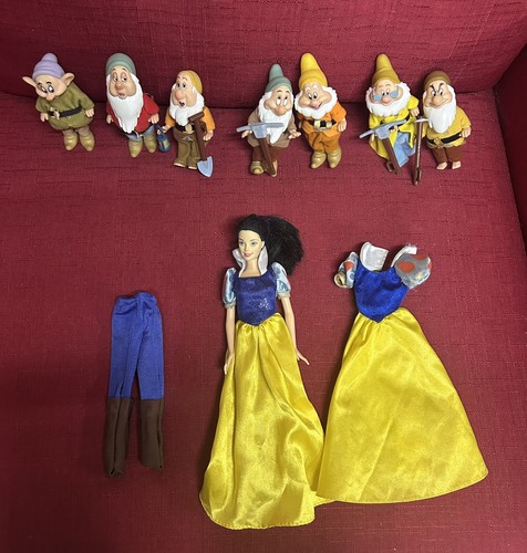 Poupées disney blanche neige - poupées, blanche-neige