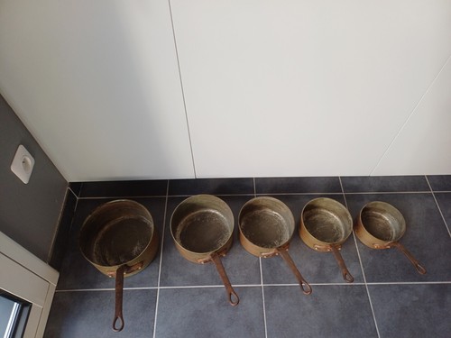 Serie ancienne casserole en - ancienne,