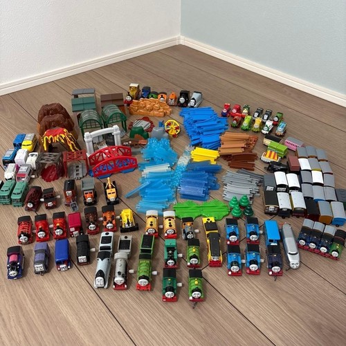 Jeu jouets capsule - jeu,
