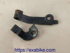 pattes de fixation pour