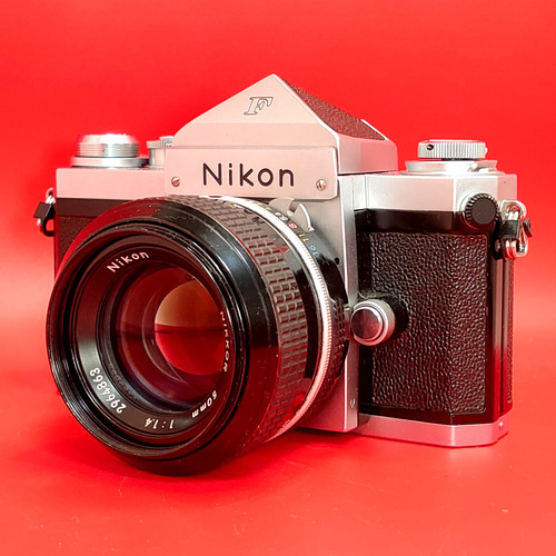 Near mint 740xxxx nikon - mint+, /