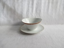 saucière en porcelaine,motifs