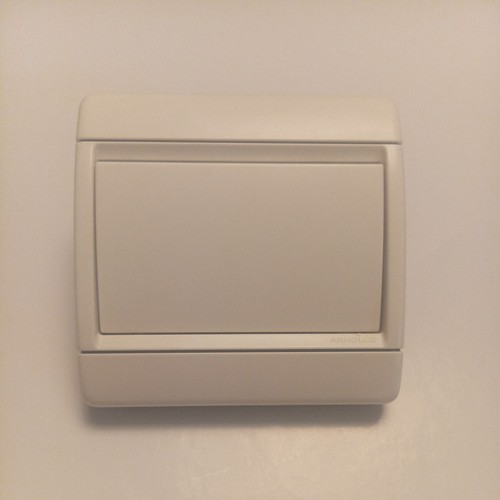 Interrupteur poussoir simple - poussoir,