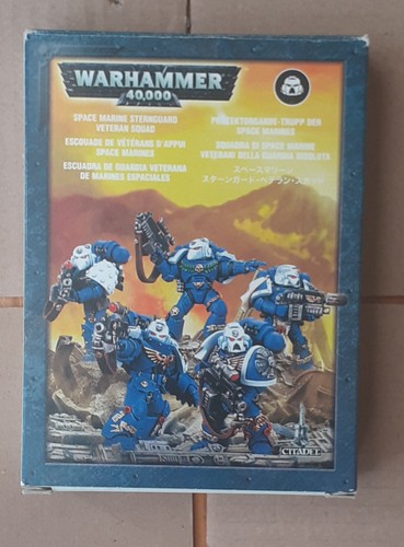 Warhammer 40k space marine - -,