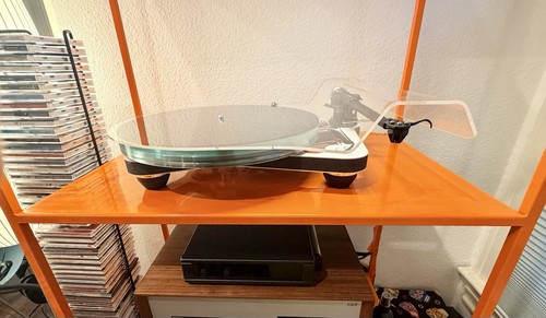 Rega turntable white - p8,