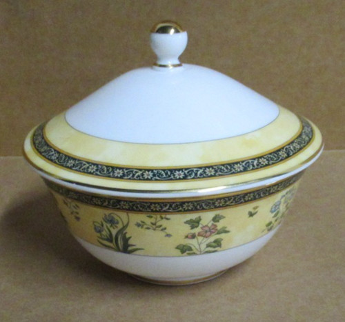 1996 rare wedgwood bone - rare,