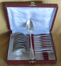 Coffret de 11 cuillères à