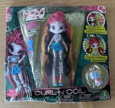 TILY VIZON poupée NOVI STAR