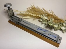 Ancienne agrafeuse de bureau - Grand modèle - Bukama