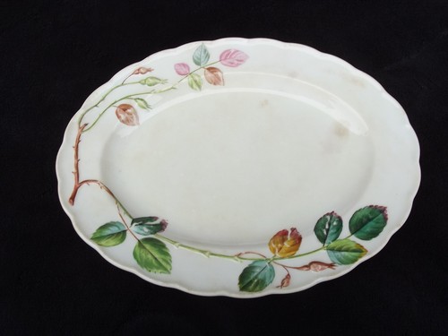 Ancien plat ovale faience
