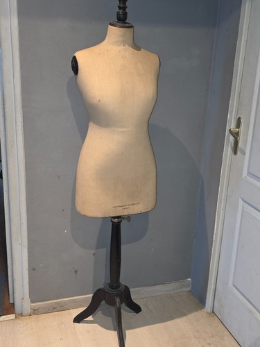 Ancien mannequin couture - mannequin,