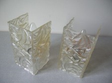 Anciennes paire d'appliques luminaire en plastique des années 1970 