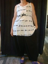 joli haut  s/manches RUNDHOLZ