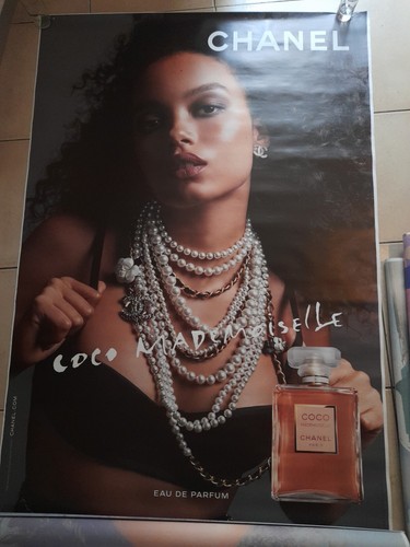Affiche publicitaire chanel - publicitaire,