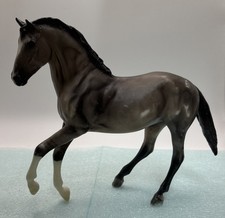 Breyer #678  Ginger “American Quarter Horse”  Grullo Gray Classic Vintage