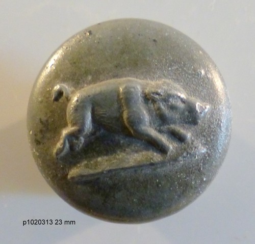 Tres ancien bouton - tres,