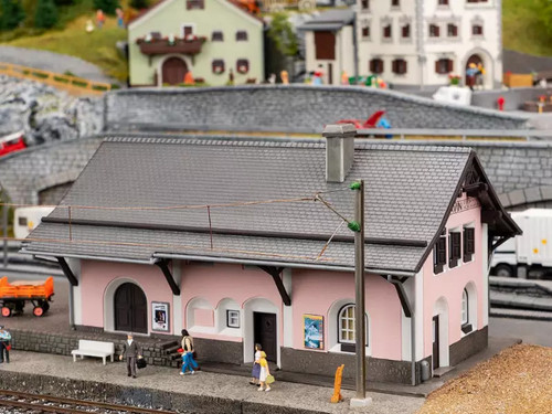 Faller gare lavin ho 1 - gare, de