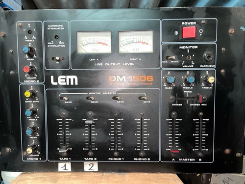 Table mixage dj vintage - table,