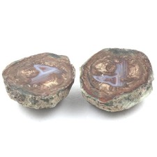 Lithophyse. 155.5 ct. Massif de l'Esterel, Var, France.