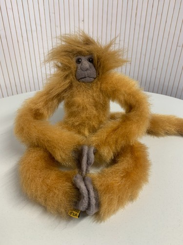 Screaming monkey plush - screaming,
