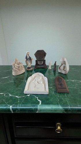 Lot objets religieux - ,