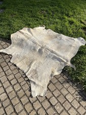 Tapis descente de lit peau de vache beige