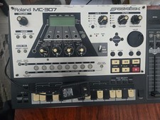 Roland MC-307 Groovebox –