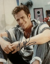 LUKE PERRY Signed 8x10 Photo..BEVERLY HILLS, 90210 Star (d.2019) COA