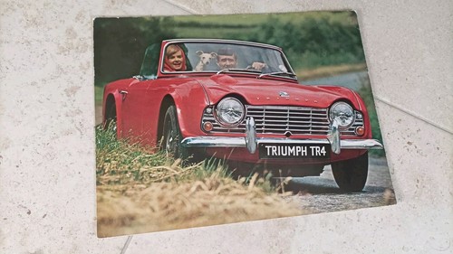 Catalogue brochure triumph - catalogue,