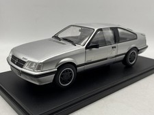 1:24 Opel Monza A2 GSE WHITEBOX Voiture miniature